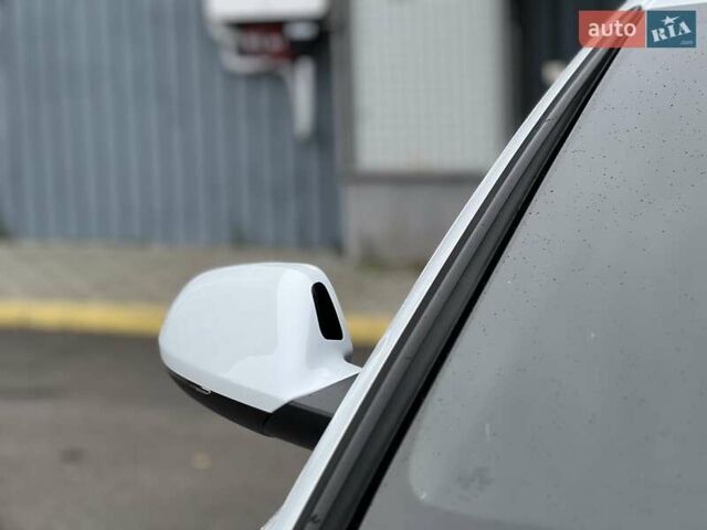 Білий Ауді А6, об'ємом двигуна 3 л та пробігом 231 тис. км за 16999 $, фото 25 на Automoto.ua