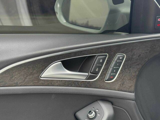 Белый Ауди А6, объемом двигателя 0 л и пробегом 117 тыс. км за 15500 $, фото 8 на Automoto.ua