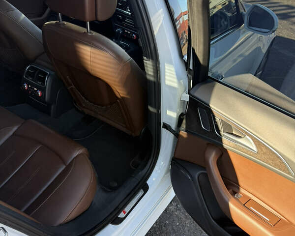 Білий Ауді А6, об'ємом двигуна 2 л та пробігом 153 тис. км за 18000 $, фото 26 на Automoto.ua