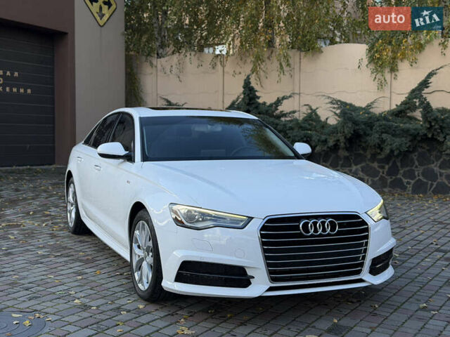 Ауді А6 2017 у Рівному на Automoto.ua Білий Ауді А6, об'ємом двигуна 2 л та пробігом 114 тис. км за 16450 $, фото 1 на Automoto.ua