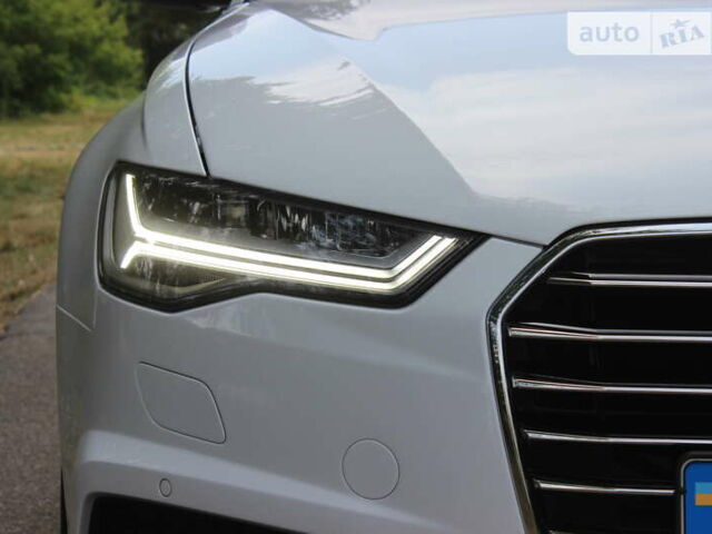 Білий Ауді А6, об'ємом двигуна 1.97 л та пробігом 90 тис. км за 27999 $, фото 74 на Automoto.ua