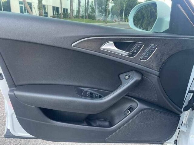 Белый Ауди А6, объемом двигателя 2 л и пробегом 66 тыс. км за 4700 $, фото 8 на Automoto.ua