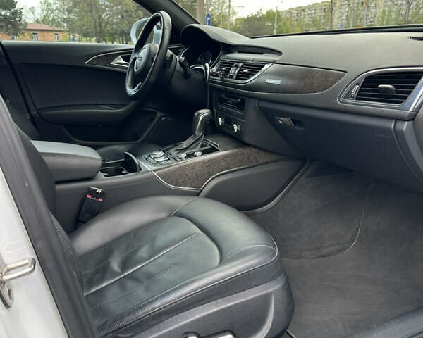 Белый Ауди А6, объемом двигателя 1.98 л и пробегом 71 тыс. км за 24000 $, фото 19 на Automoto.ua