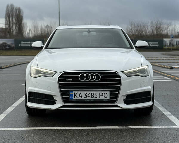 Белый Ауди А6, объемом двигателя 2 л и пробегом 100 тыс. км за 19000 $, фото 1 на Automoto.ua