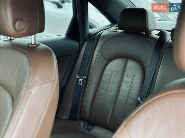 Белый Ауди А6, объемом двигателя 3 л и пробегом 96 тыс. км за 19999 $, фото 34 на Automoto.ua
