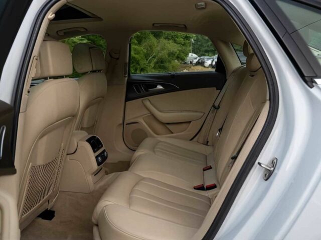 Белый Ауди А6, объемом двигателя 3 л и пробегом 63 тыс. км за 9400 $, фото 8 на Automoto.ua