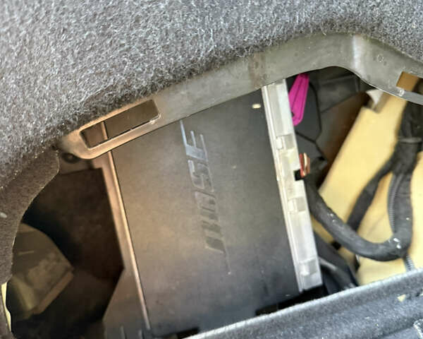 Білий Ауді А6, об'ємом двигуна 2 л та пробігом 153 тис. км за 18000 $, фото 38 на Automoto.ua