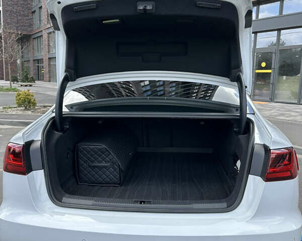 Белый Ауди А6, объемом двигателя 1.98 л и пробегом 71 тыс. км за 24000 $, фото 23 на Automoto.ua