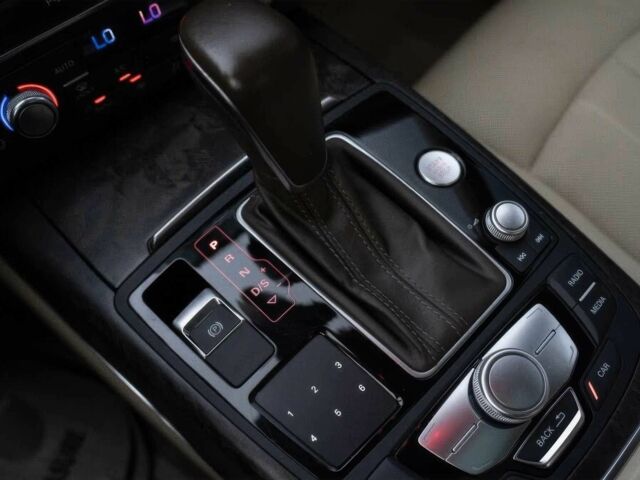 Білий Ауді А6, об'ємом двигуна 3 л та пробігом 61 тис. км за 16100 $, фото 7 на Automoto.ua