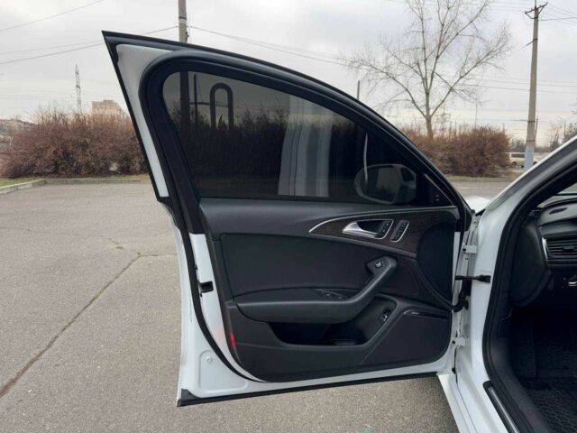Білий Ауді А6, об'ємом двигуна 0 л та пробігом 117 тис. км за 15200 $, фото 7 на Automoto.ua
