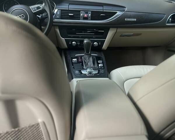 Білий Ауді А6, об'ємом двигуна 1.98 л та пробігом 34 тис. км за 30000 $, фото 10 на Automoto.ua