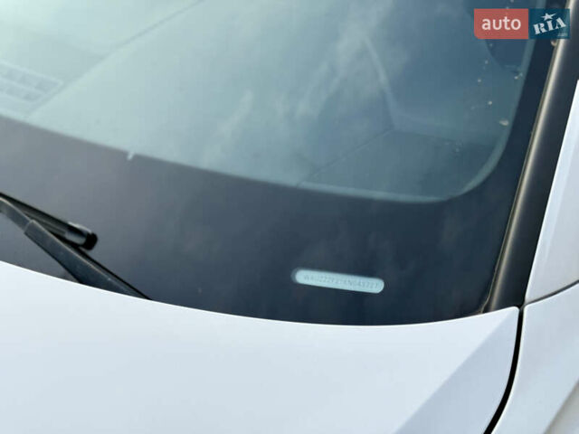 Белый Ауди А6, объемом двигателя 1.97 л и пробегом 240 тыс. км за 31500 $, фото 27 на Automoto.ua