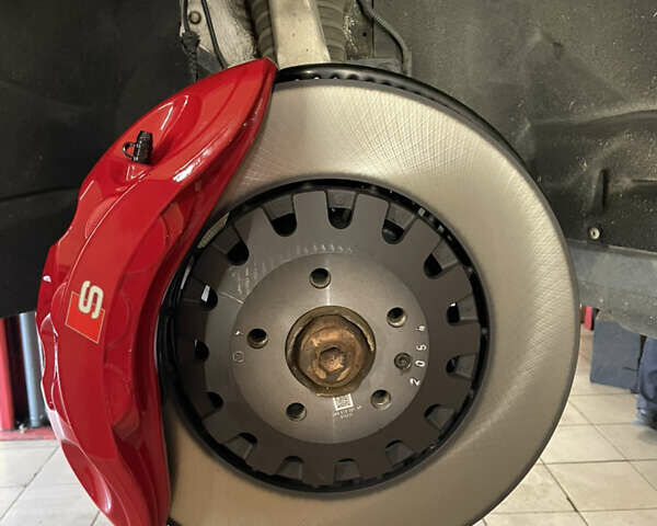 Білий Ауді А6, об'ємом двигуна 3 л та пробігом 106 тис. км за 47700 $, фото 10 на Automoto.ua