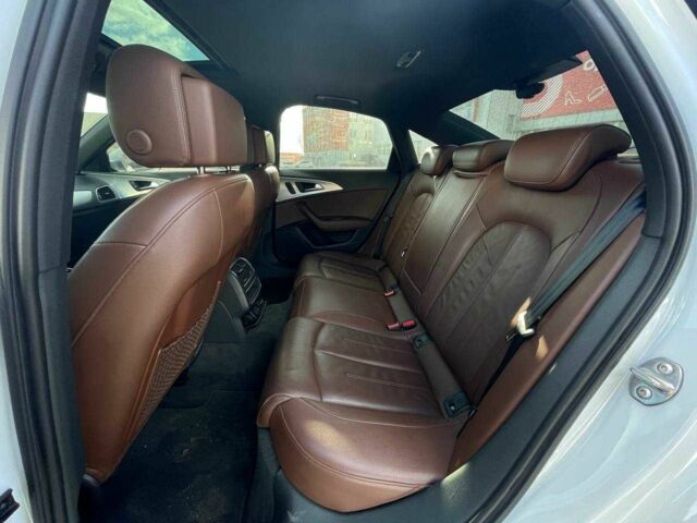 Белый Ауди А6, объемом двигателя 2 л и пробегом 100 тыс. км за 26000 $, фото 9 на Automoto.ua