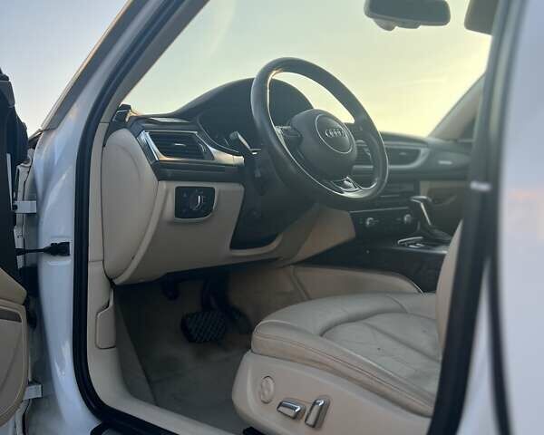 Білий Ауді А6, об'ємом двигуна 1.98 л та пробігом 34 тис. км за 30000 $, фото 3 на Automoto.ua