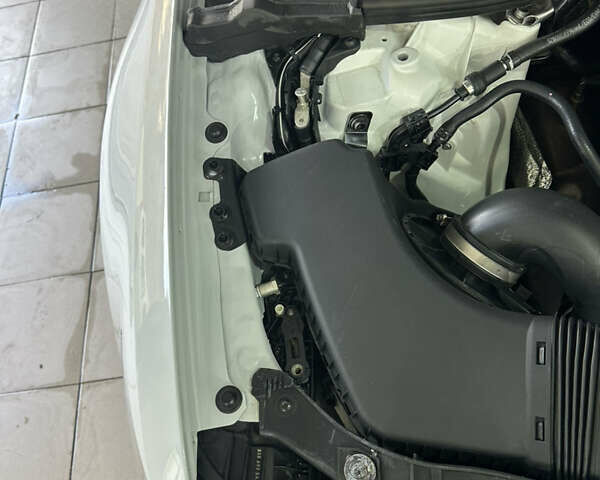 Белый Ауди А6, объемом двигателя 2 л и пробегом 178 тыс. км за 17500 $, фото 14 на Automoto.ua