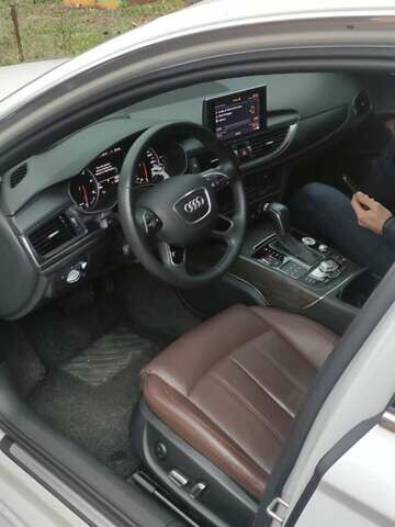 Белый Ауди А6, объемом двигателя 1.97 л и пробегом 118 тыс. км за 30000 $, фото 9 на Automoto.ua