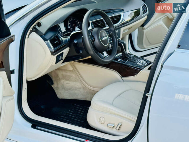 Білий Ауді А6, об'ємом двигуна 2 л та пробігом 254 тис. км за 17900 $, фото 35 на Automoto.ua