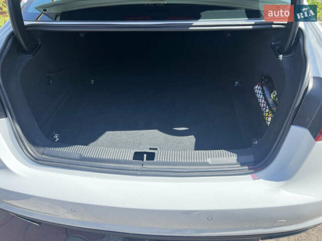 Білий Ауді А6, об'ємом двигуна 2 л та пробігом 126 тис. км за 25500 $, фото 16 на Automoto.ua