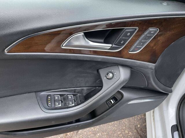 Белый Ауди А6, объемом двигателя 3 л и пробегом 174 тыс. км за 12999 $, фото 10 на Automoto.ua