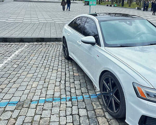 Белый Ауди А6, объемом двигателя 3 л и пробегом 100 тыс. км за 41800 $, фото 5 на Automoto.ua