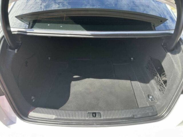 Белый Ауди А6, объемом двигателя 2 л и пробегом 32 тыс. км за 15000 $, фото 10 на Automoto.ua