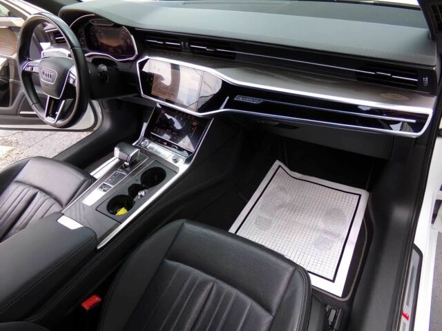 Белый Ауди А6, объемом двигателя 3 л и пробегом 38 тыс. км за 21000 $, фото 9 на Automoto.ua