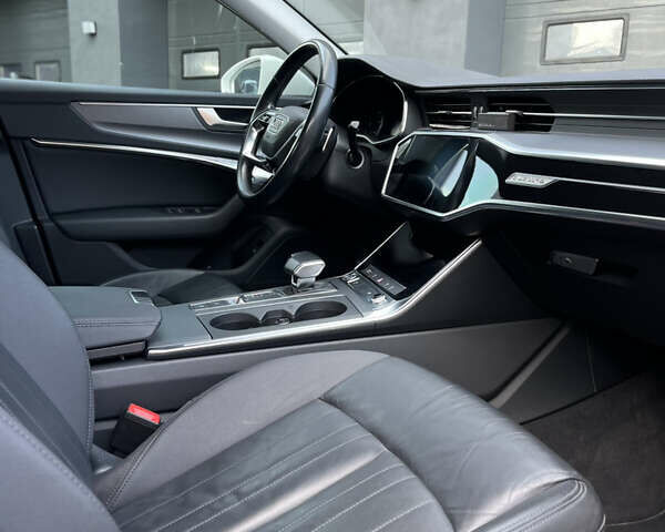 Белый Ауди А6, объемом двигателя 1.97 л и пробегом 161 тыс. км за 36000 $, фото 2 на Automoto.ua