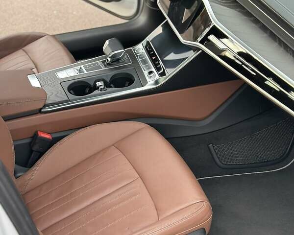 Білий Ауді А6, об'ємом двигуна 1.98 л та пробігом 52 тис. км за 32999 $, фото 21 на Automoto.ua