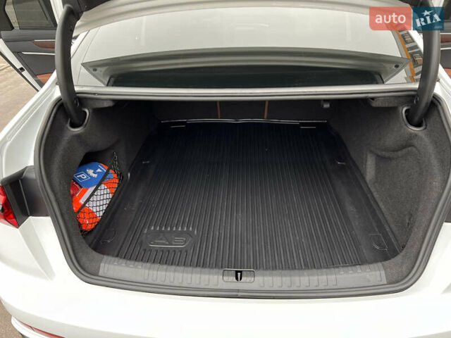 Белый Ауди А6, объемом двигателя 3 л и пробегом 94 тыс. км за 33000 $, фото 51 на Automoto.ua