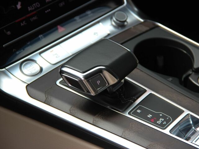 Белый Ауди А6, объемом двигателя 2 л и пробегом 102 тыс. км за 27900 $, фото 16 на Automoto.ua