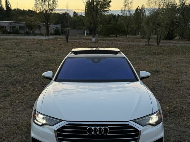 Белый Ауди А6, объемом двигателя 3 л и пробегом 145 тыс. км за 31000 $, фото 1 на Automoto.ua