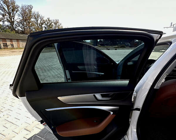 Белый Ауди А6, объемом двигателя 2 л и пробегом 82 тыс. км за 45000 $, фото 11 на Automoto.ua