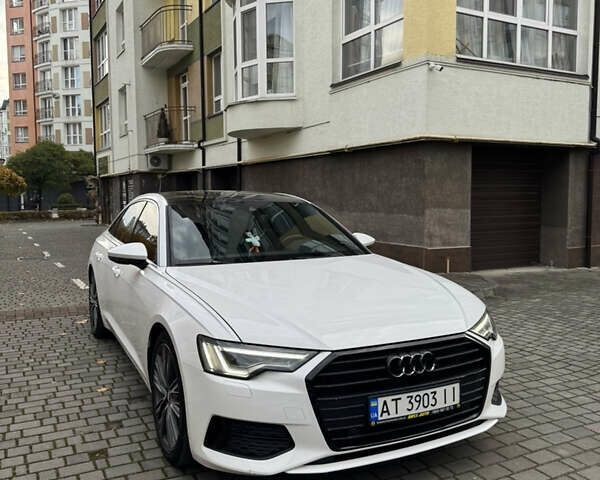 Белый Ауди А6, объемом двигателя 1.98 л и пробегом 94 тыс. км за 37000 $, фото 1 на Automoto.ua