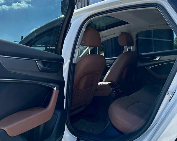 Белый Ауди А6, объемом двигателя 2 л и пробегом 82 тыс. км за 45000 $, фото 6 на Automoto.ua