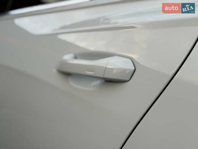 Білий Ауді А6, об'ємом двигуна 2 л та пробігом 56 тис. км за 30990 $, фото 24 на Automoto.ua