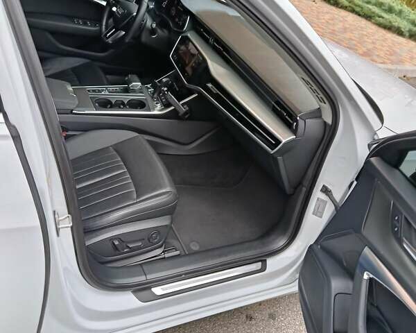 Ауді А6 2021 у Борисполе на Automoto.ua Білий Ауді А6, об'ємом двигуна 1.97 л та пробігом 77 тис. км за 39500 $, фото 29 на Automoto.ua