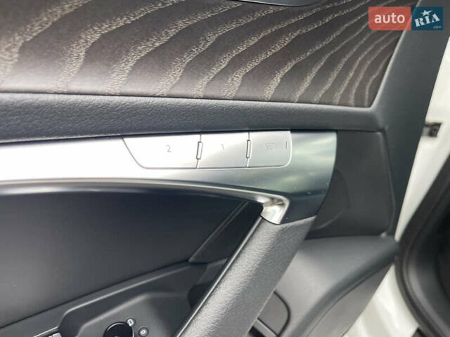 Білий Ауді А6, об'ємом двигуна 1.97 л та пробігом 63 тис. км за 42700 $, фото 32 на Automoto.ua