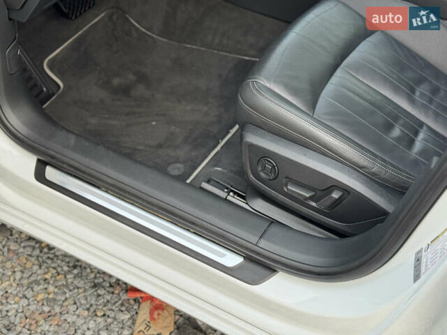 Білий Ауді А6, об'ємом двигуна 2 л та пробігом 56 тис. км за 30990 $, фото 30 на Automoto.ua