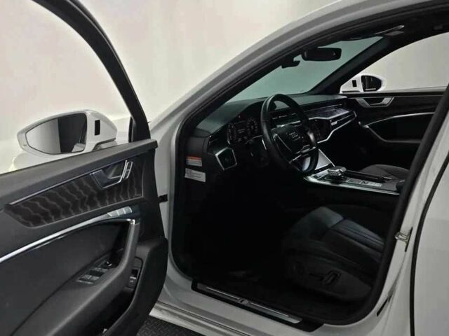 Белый Ауди А6, объемом двигателя 2 л и пробегом 17 тыс. км за 26000 $, фото 4 на Automoto.ua