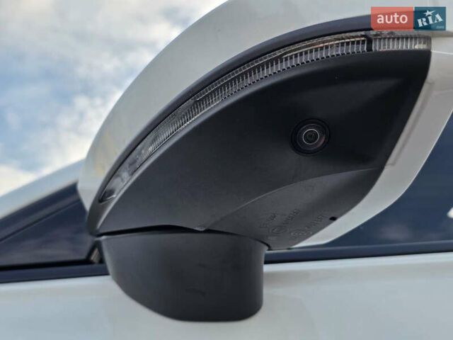 Белый Ауди А6, объемом двигателя 3 л и пробегом 80 тыс. км за 34500 $, фото 25 на Automoto.ua