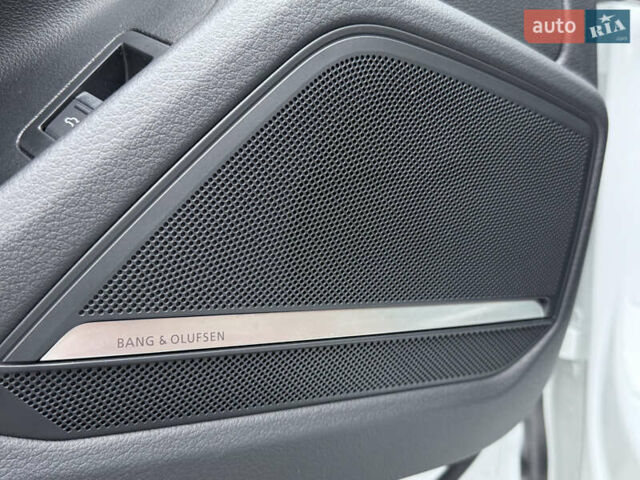 Білий Ауді А6, об'ємом двигуна 3 л та пробігом 50 тис. км за 36500 $, фото 39 на Automoto.ua