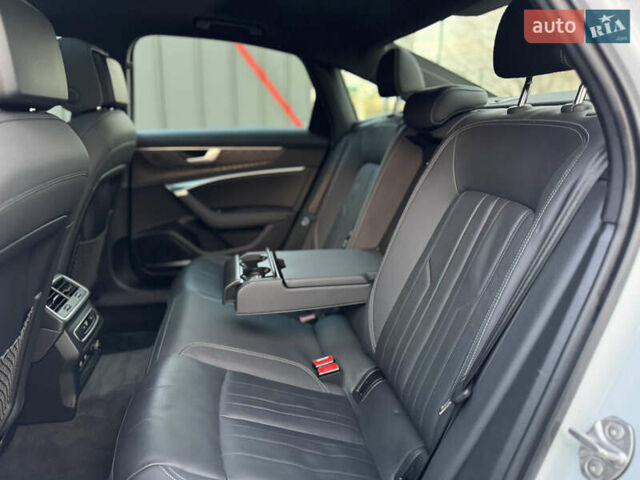 Білий Ауді А6, об'ємом двигуна 2 л та пробігом 56 тис. км за 30990 $, фото 39 на Automoto.ua