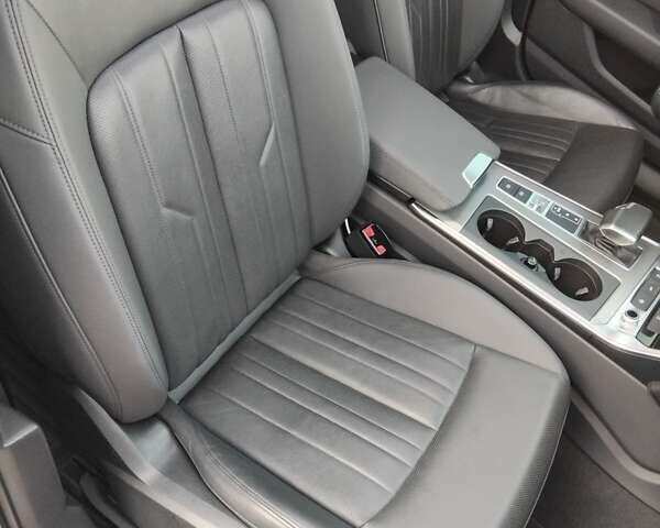 Білий Ауді А6, об'ємом двигуна 1.97 л та пробігом 71 тис. км за 42500 $, фото 7 на Automoto.ua