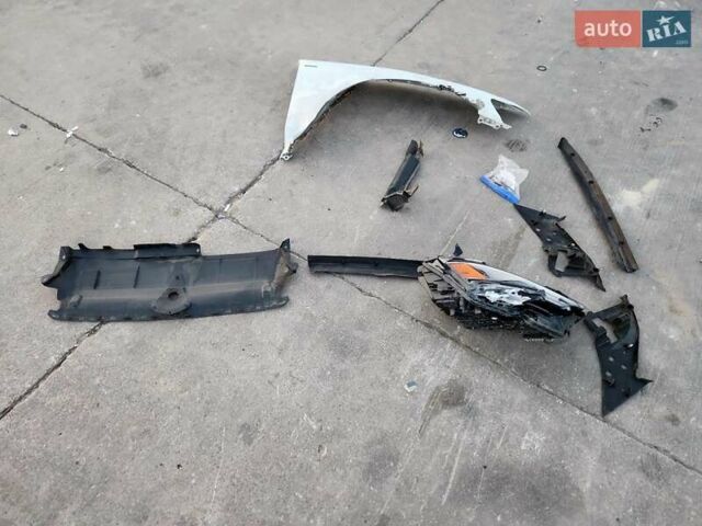 Белый Ауди А6, объемом двигателя 3 л и пробегом 61 тыс. км за 14000 $, фото 11 на Automoto.ua