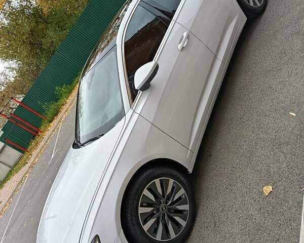 Ауді А6 2021 у Борисполе на Automoto.ua Білий Ауді А6, об'ємом двигуна 1.97 л та пробігом 77 тис. км за 39500 $, фото 6 на Automoto.ua