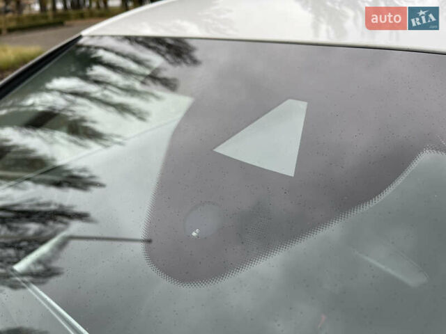 Білий Ауді А6, об'ємом двигуна 1.97 л та пробігом 63 тис. км за 42700 $, фото 30 на Automoto.ua