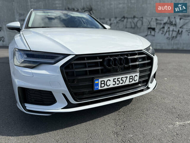 Белый Ауди А6, объемом двигателя 1.98 л и пробегом 60 тыс. км за 40500 $, фото 1 на Automoto.ua