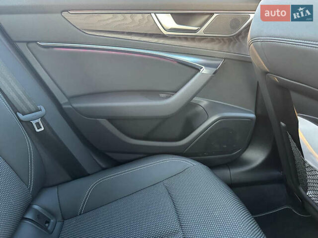 Белый Ауди А6, объемом двигателя 1.97 л и пробегом 28 тыс. км за 49000 $, фото 4 на Automoto.ua