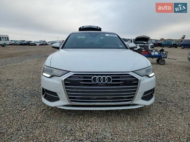 Белый Ауди А6, объемом двигателя 1.98 л и пробегом 45 тыс. км за 18000 $, фото 4 на Automoto.ua